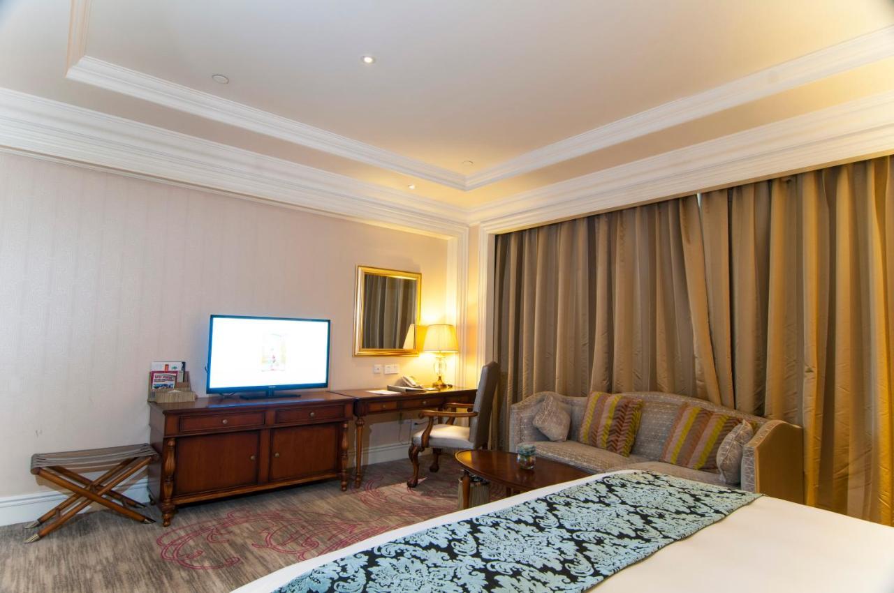 Royal Grace Hotel Optics Valley Wuhan Exterior foto