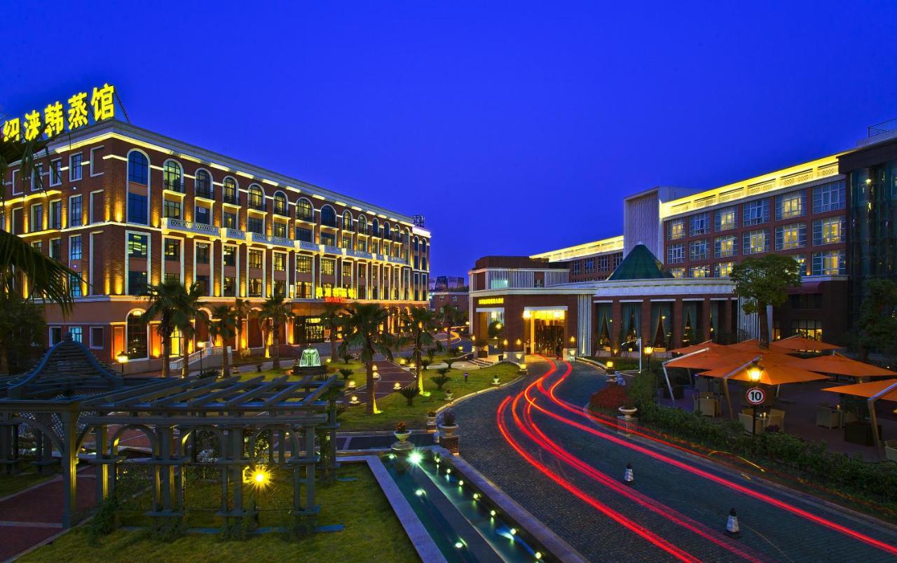 Royal Grace Hotel Optics Valley Wuhan Exterior foto